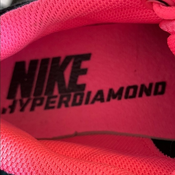 Nike Women's Baseball Cleats- Pink and Black size 6Y - Picture 2 of 11